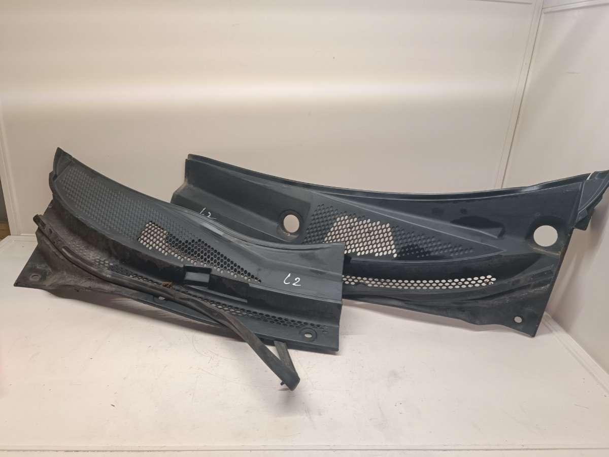 дождевик Nissan Primera P12 2005, 1.9 л., дизель, МКПП, черный, универсал - фото №1