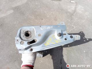 кронштейн передней панели (телевизора) Audi 80 8A/B3 1990