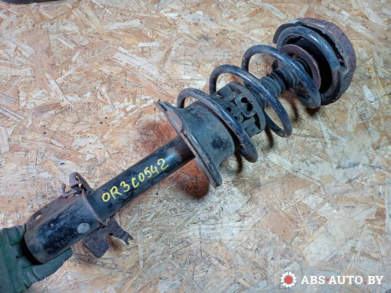 стойка передняя левая Renault Scenic 1 поколение 1999, 2.0 л., бензин, 7700430760, 3051000516 - фото №1