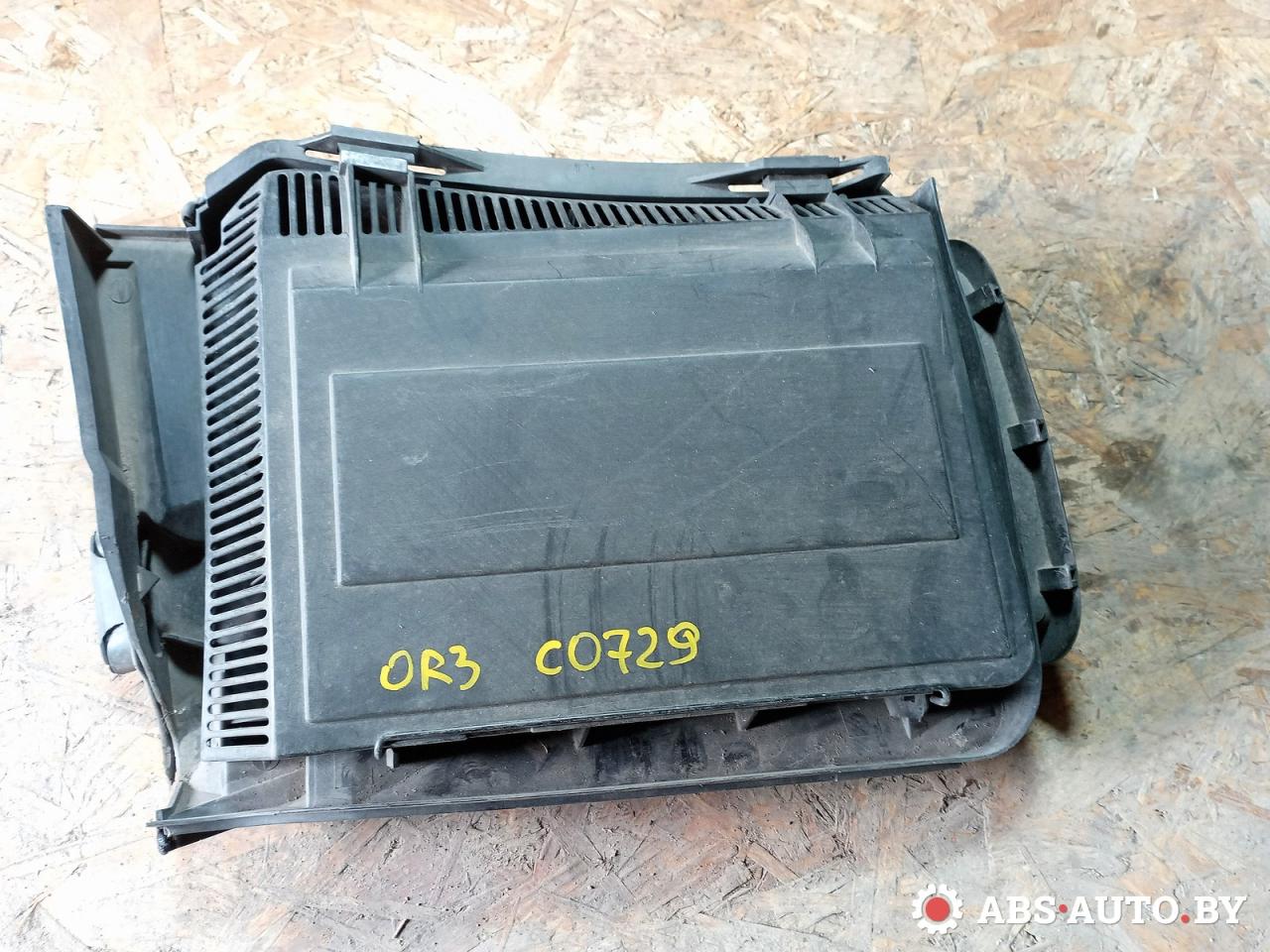 корпус салонного фильтра BMW 5 серия E39 2000, 8379626, 64318379624 - фото №1