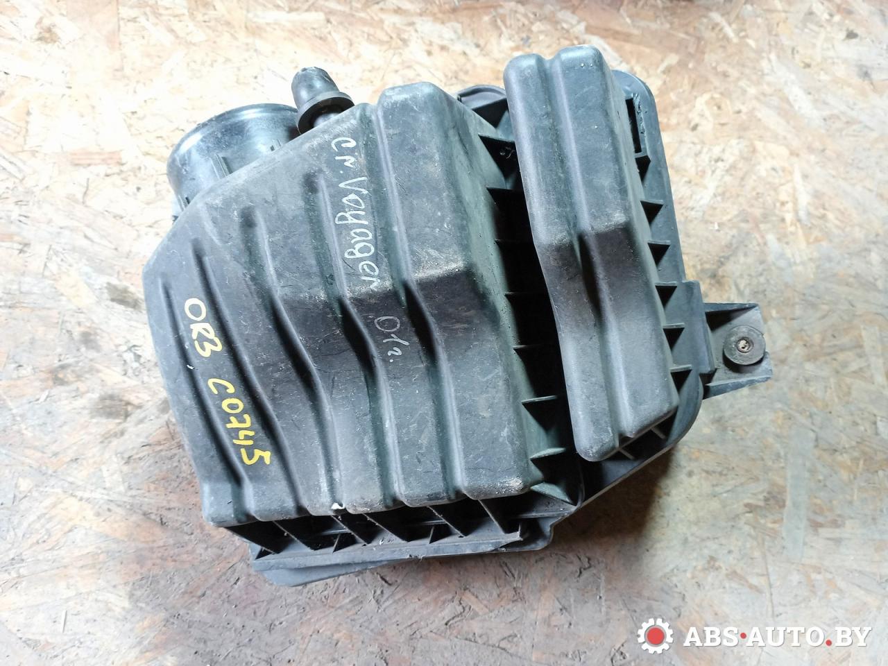 корпус воздушного фильтра Chrysler Voyager 4 поколение 2002, 2.5 л., дизель, 04861388AA - фото №1