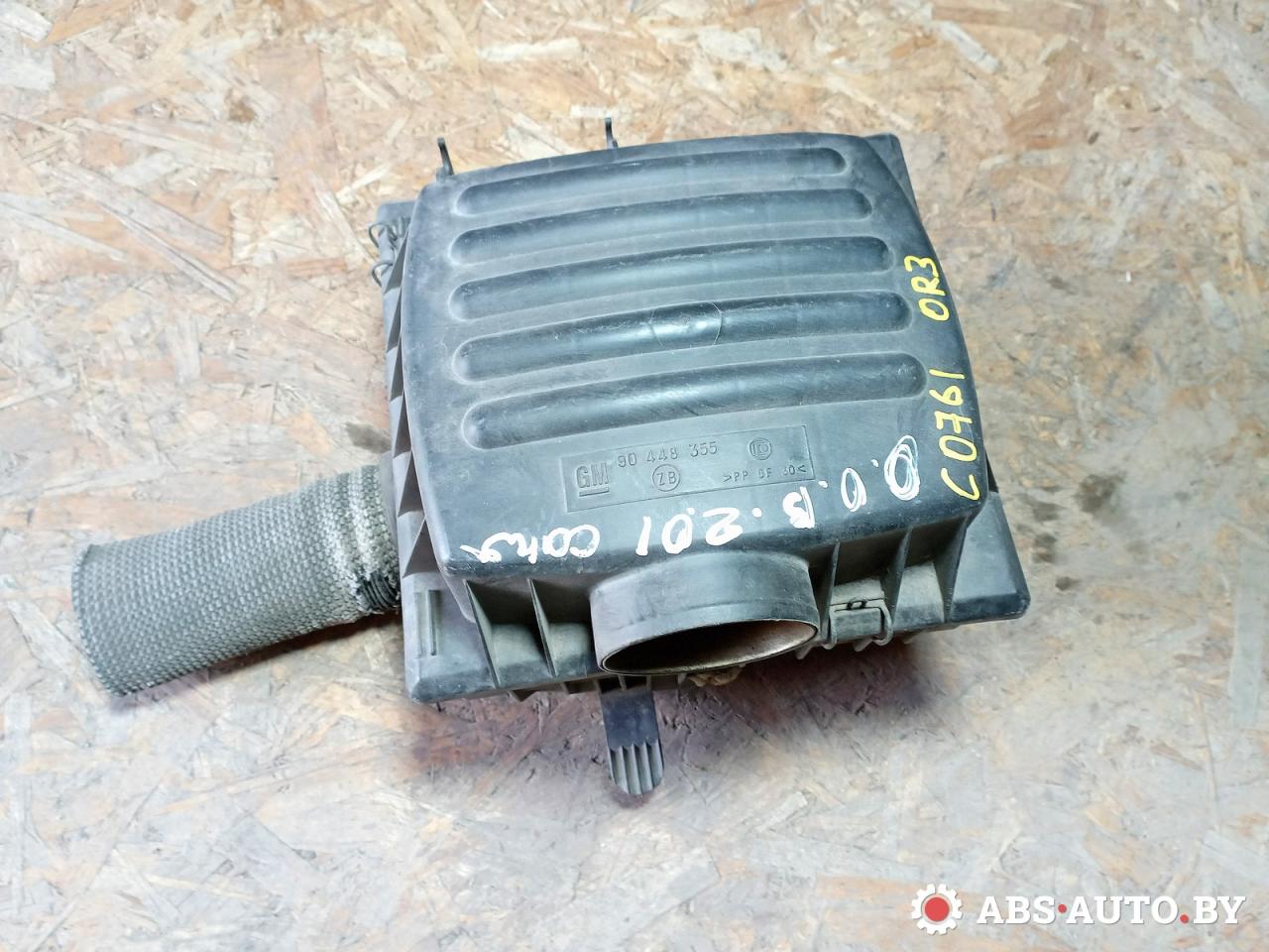 корпус воздушного фильтра Opel Omega B 1998, 2.0 л., бензин, 90448355 - фото №1