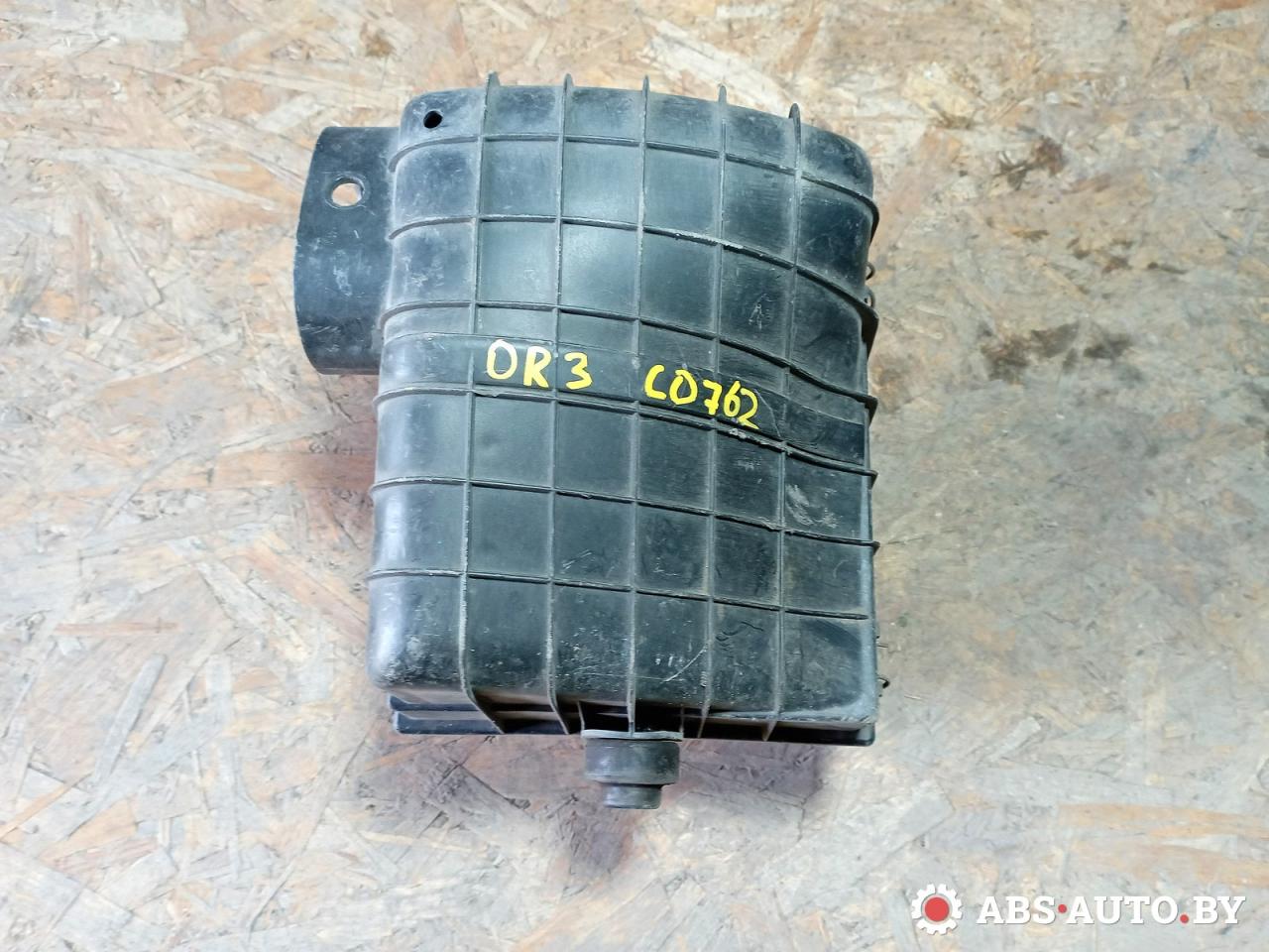 корпус воздушного фильтра Opel Frontera A 1995, 2.4 л., бензин, 90220938, 4614412109 - фото №1