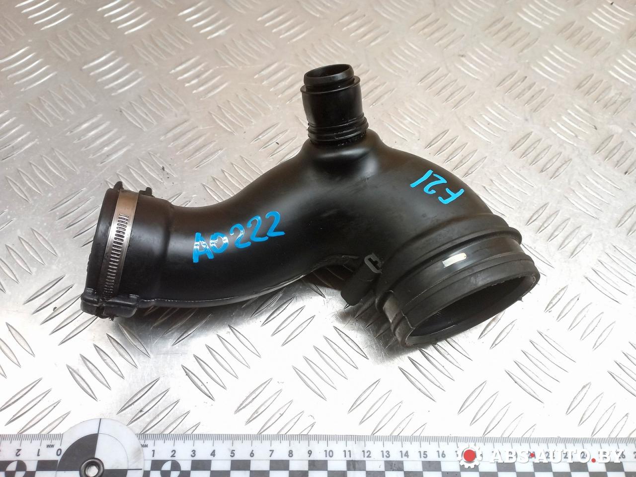 патрубок воздушного фильтра Citroen C5 2 поколение 2009, 2.2 л., дизель, МКПП, универсал, 040720, 040727 - фото №1