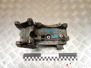 кронштейн генератора Citroen C5 1 поколение 2004, 2.2 л., дизель, МКПП, 9634817980