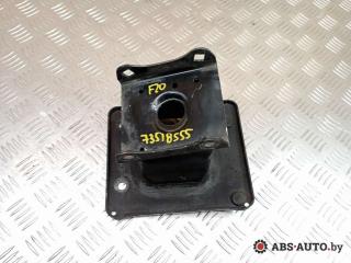 кронштейн переднего бампера Mercedes-Benz R-Класс W251 2008, 3.0 л., CDi, дизель, АКПП, минивэн