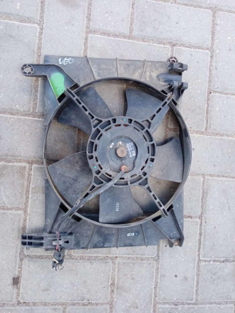вентилятор радиатора Daewoo Kalos 1 поколение 2005, 96536522 - фото №1