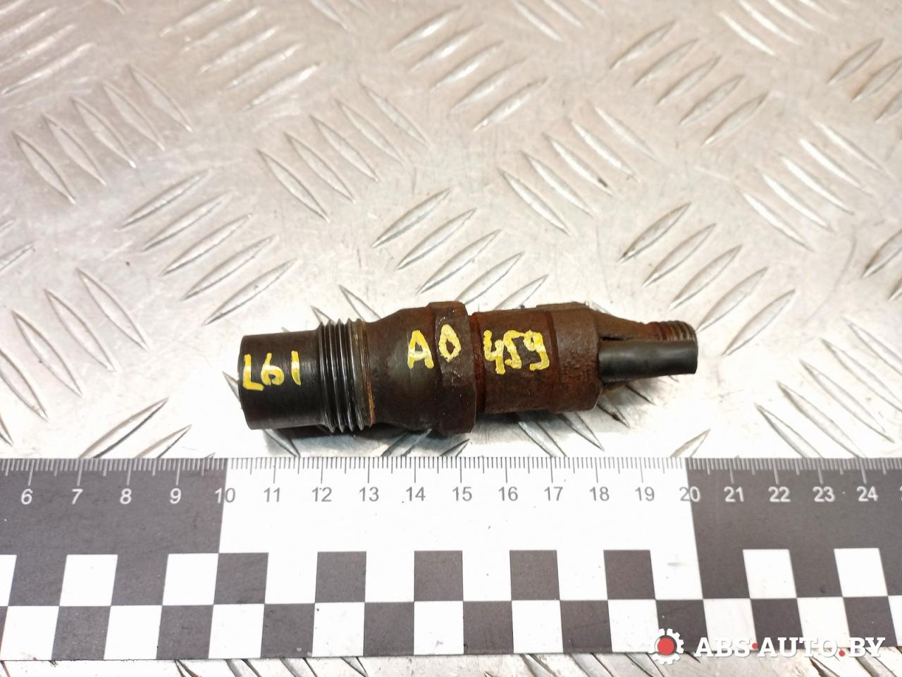 форсунка Volkswagen Transporter T4 1995, 2.4 л., МКПП, 068130202, 0432217198, 0432217207, 0986430189 - фото №1