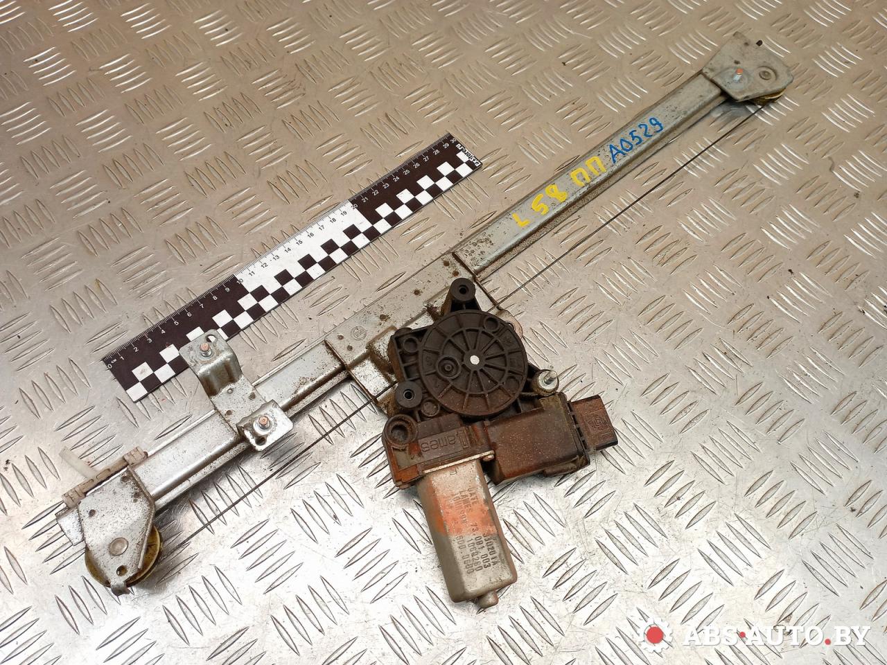 стеклоподъемник электрический передний правый Peugeot Boxer 2 поколение 2010, 2.2 л., дизель, МКПП, микроавтобус, 73001003, 1060280, 5000609 - фото №1