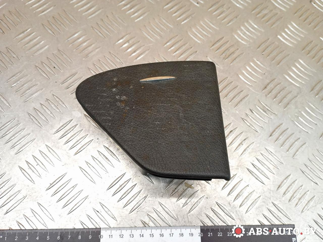 пепельница Mercedes-Benz E-Класс W211/S211 2003, 2.2 л., дизель, АКПП, седан, A2118100730 - фото №1