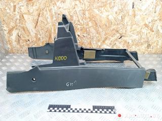 консоль салона Mitsubishi Pajero 3 поколение [рестайлинг] 2004, 3.2 л., 4M41, дизель, АКПП, a69d, MR402404