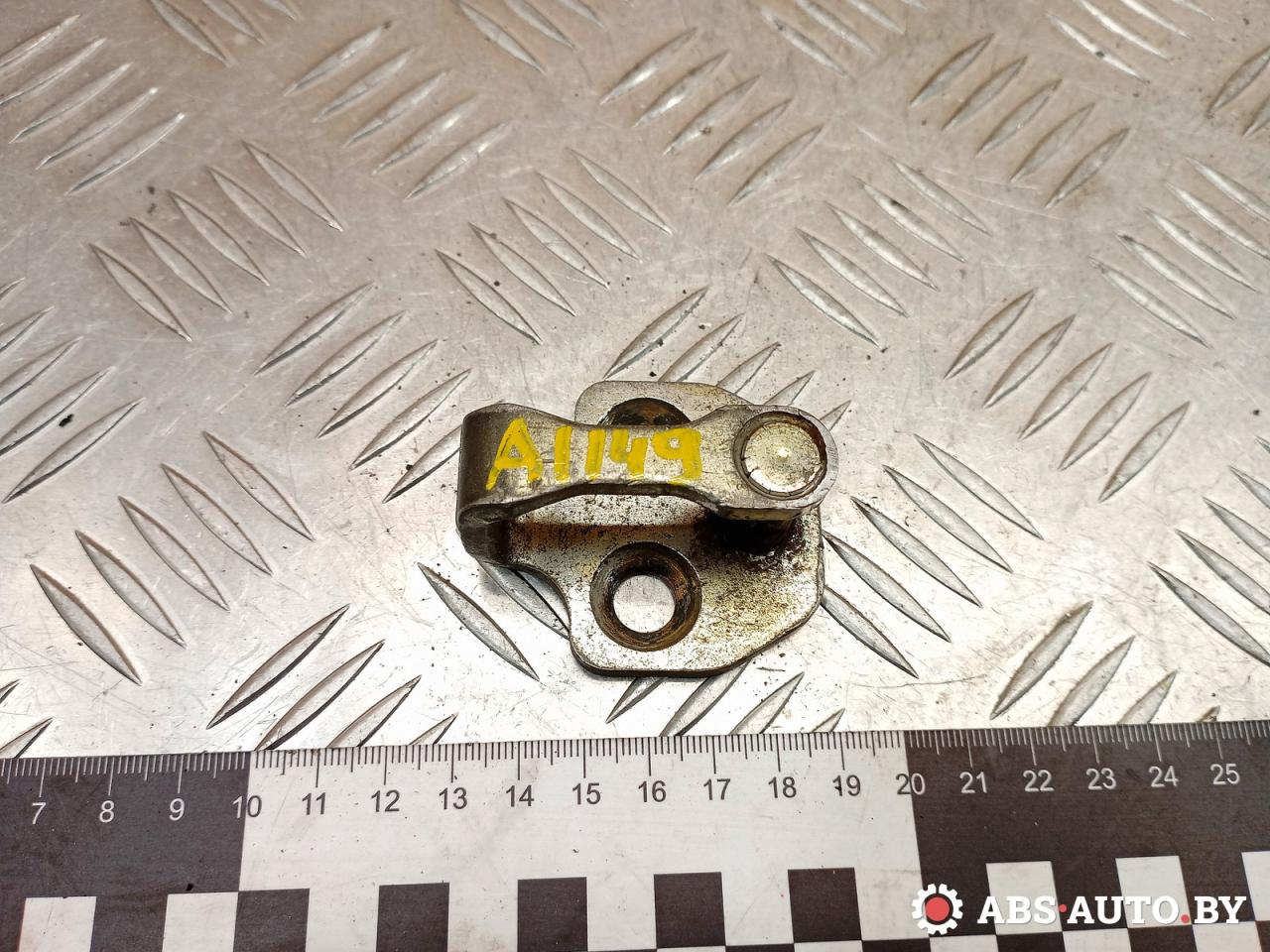 ответная часть (скоба) замка двери IVECO Daily 3 поколение 2001, 2.8 л., 8140.43B, дизель, МКПП, 35s11, микроавтобус - фото №1