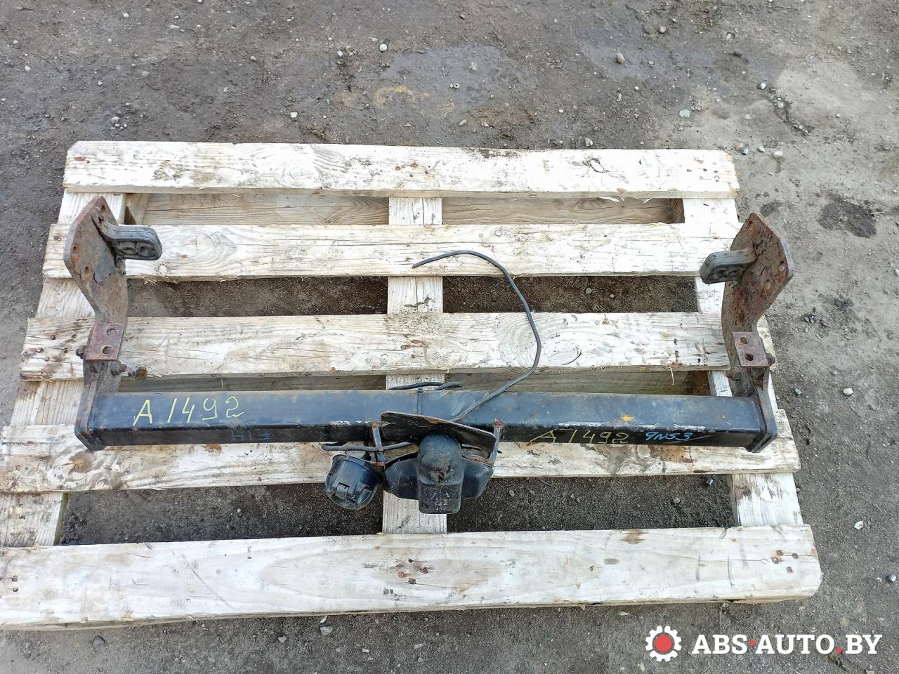 прицепное устройство (фаркоп) Mercedes-Benz Vito W639 2005, 2.2 л., OM 646.982, дизель, МКПП, микроавтобус - фото №1