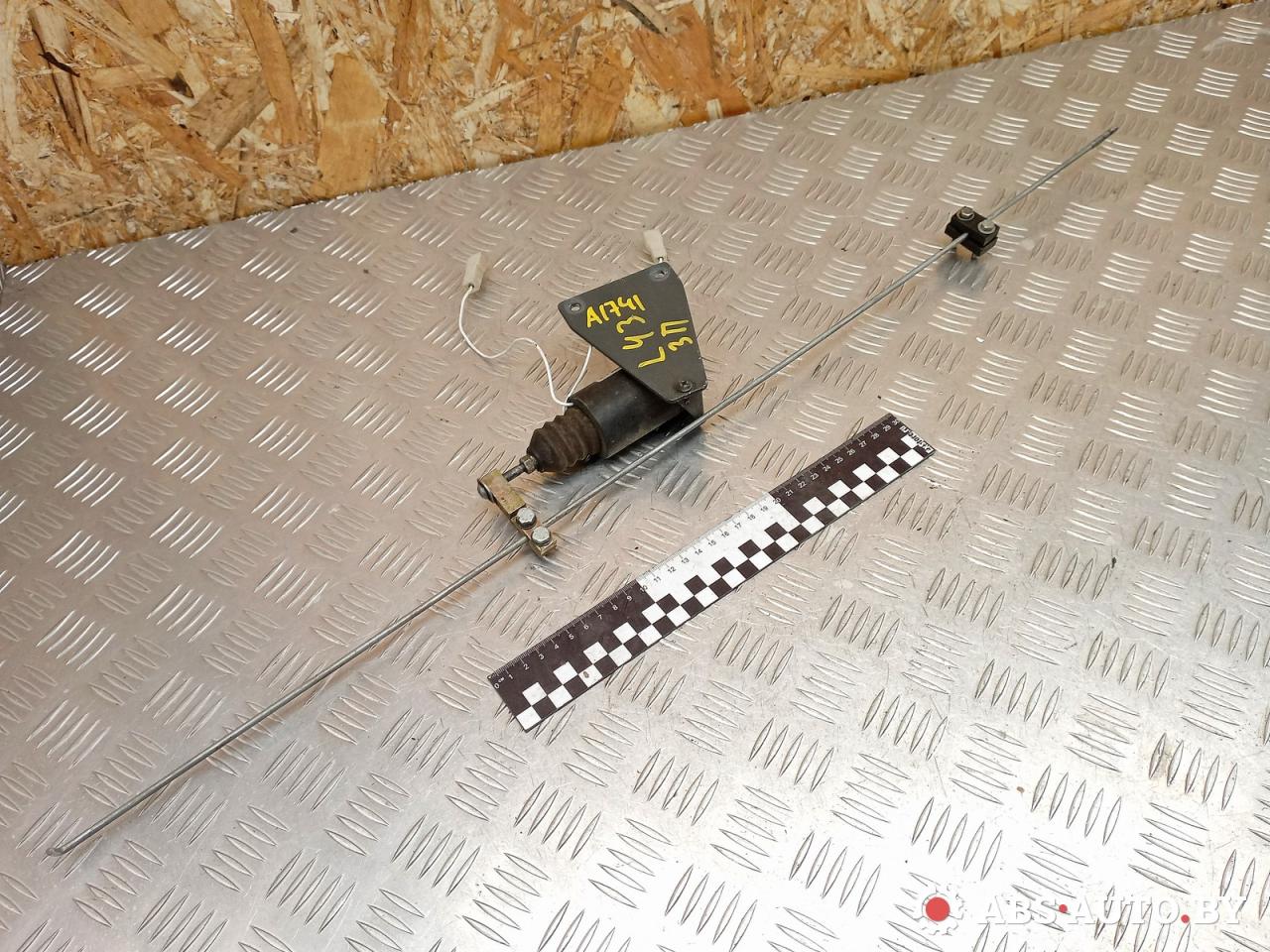 активатор (привод) замка двери Renault Mascott 1 поколение 2004, 2.8 л., МКПП, микроавтобус, F91300, P9905475 - фото №1