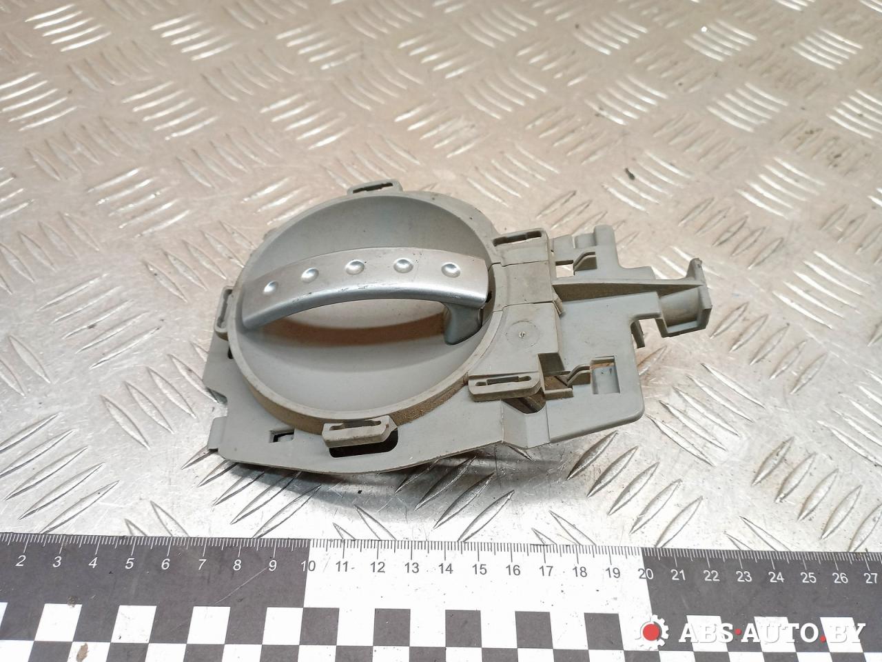 ручка внутренняя задняя левая Citroen C3 1 поколение 2006, 1.6 л., бензин, АКПП, хетчбэк 5 дв., 9647164577, 9647164677 - фото №1