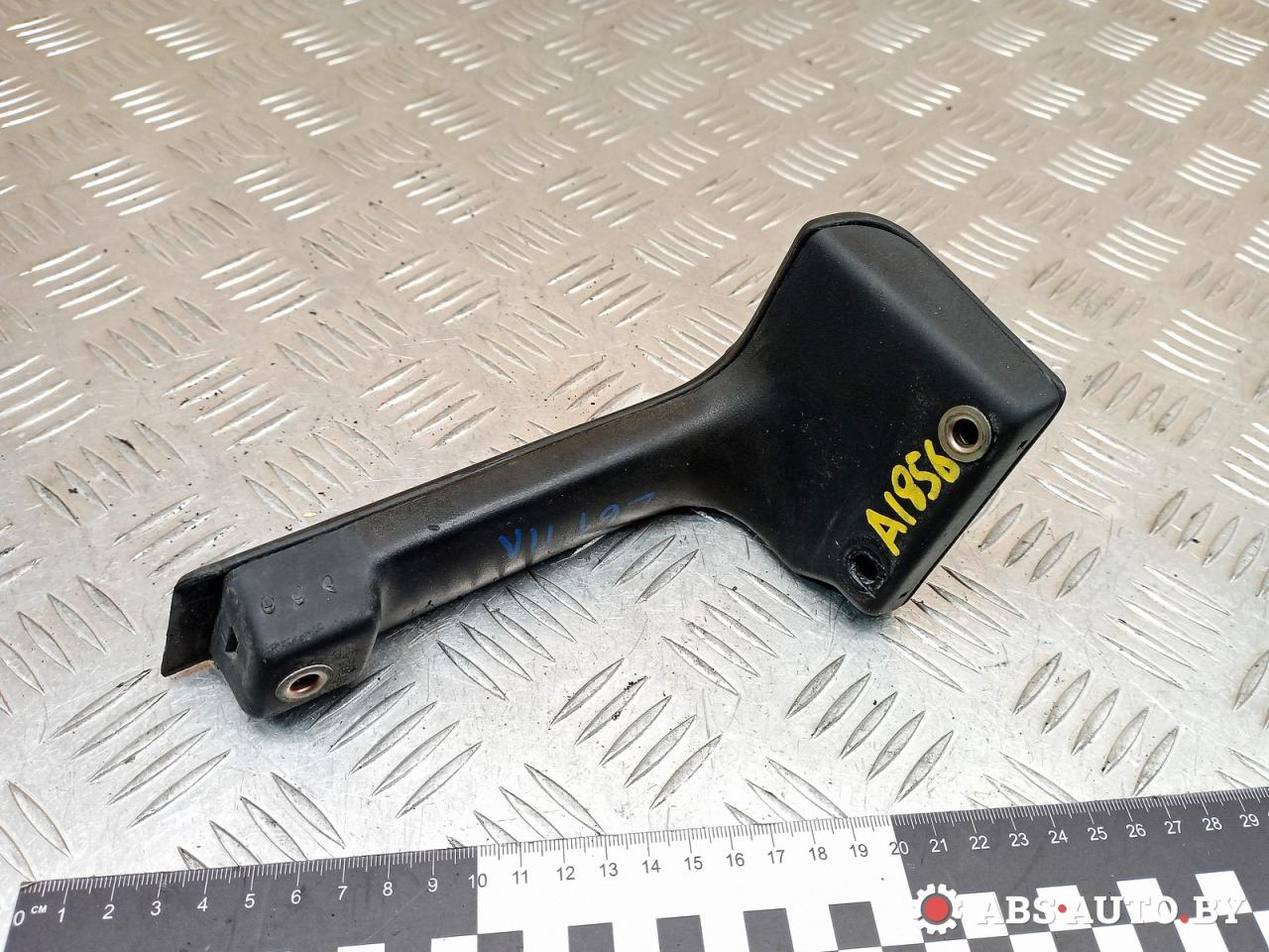 ручка внутренняя передняя левая Volkswagen Transporter T4 1995, 2.4 л., МКПП - фото №1