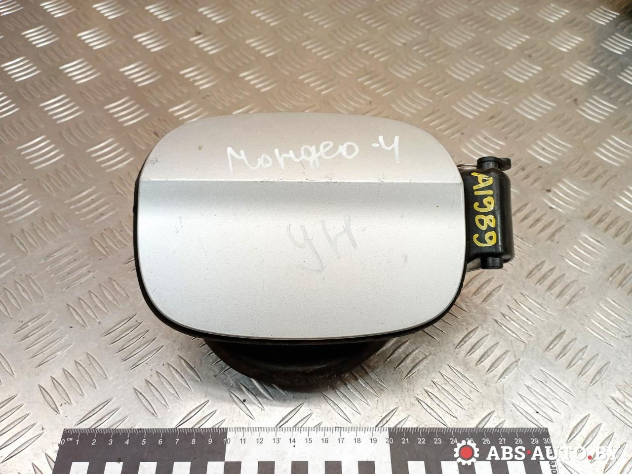 лючок топливного бака Ford Mondeo 4 поколение 2007, универсал, 7S71A405A02AA, 7S71A27936CB - фото №1