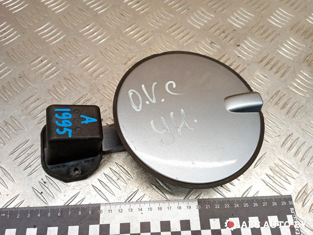 лючок топливного бака Opel Vectra C 2005, 13106383, 13100174 - фото №1