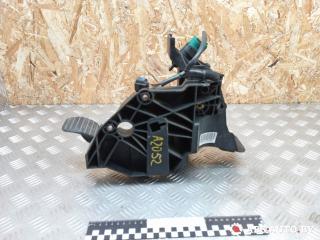 педаль тормоза Renault Trafic 3 поколение 2016, 1.6 л., R9M 408, дизель, МКПП, микроавтобус, 465010176R, 93868407, 81007104C