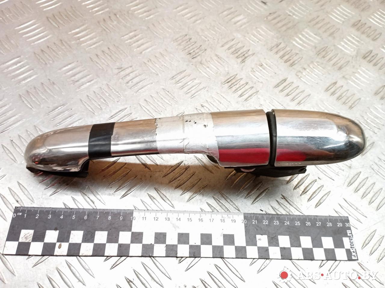 ручка наружная задняя правая Mercedes-Benz Vito W639 2005, 2.2 л., OM 646.982, дизель, МКПП, микроавтобус - фото №1