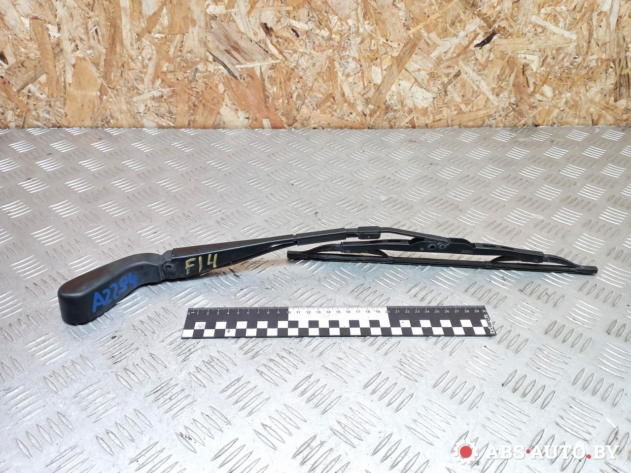 щеткодержатель задний Mercedes-Benz Vito W639 2005, 2.2 л., OM 646.982, дизель, МКПП, микроавтобус, 180466 - фото №1