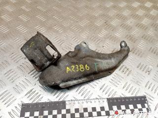 кронштейн глушителя Mercedes-Benz Vito W639 2005, 2.2 л., OM 646.982, дизель, МКПП, микроавтобус, A6394911041