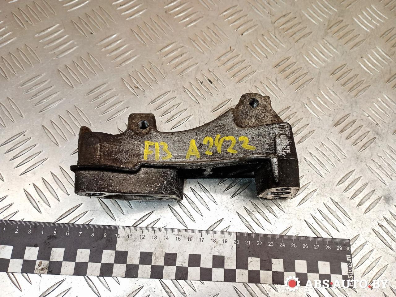 кронштейн двигателя Peugeot 308 T7 2010, 1.6 л., 9HY (DV6TED4), дизель, МКПП, черный, хетчбэк 5 дв., 9645382880 - фото №1