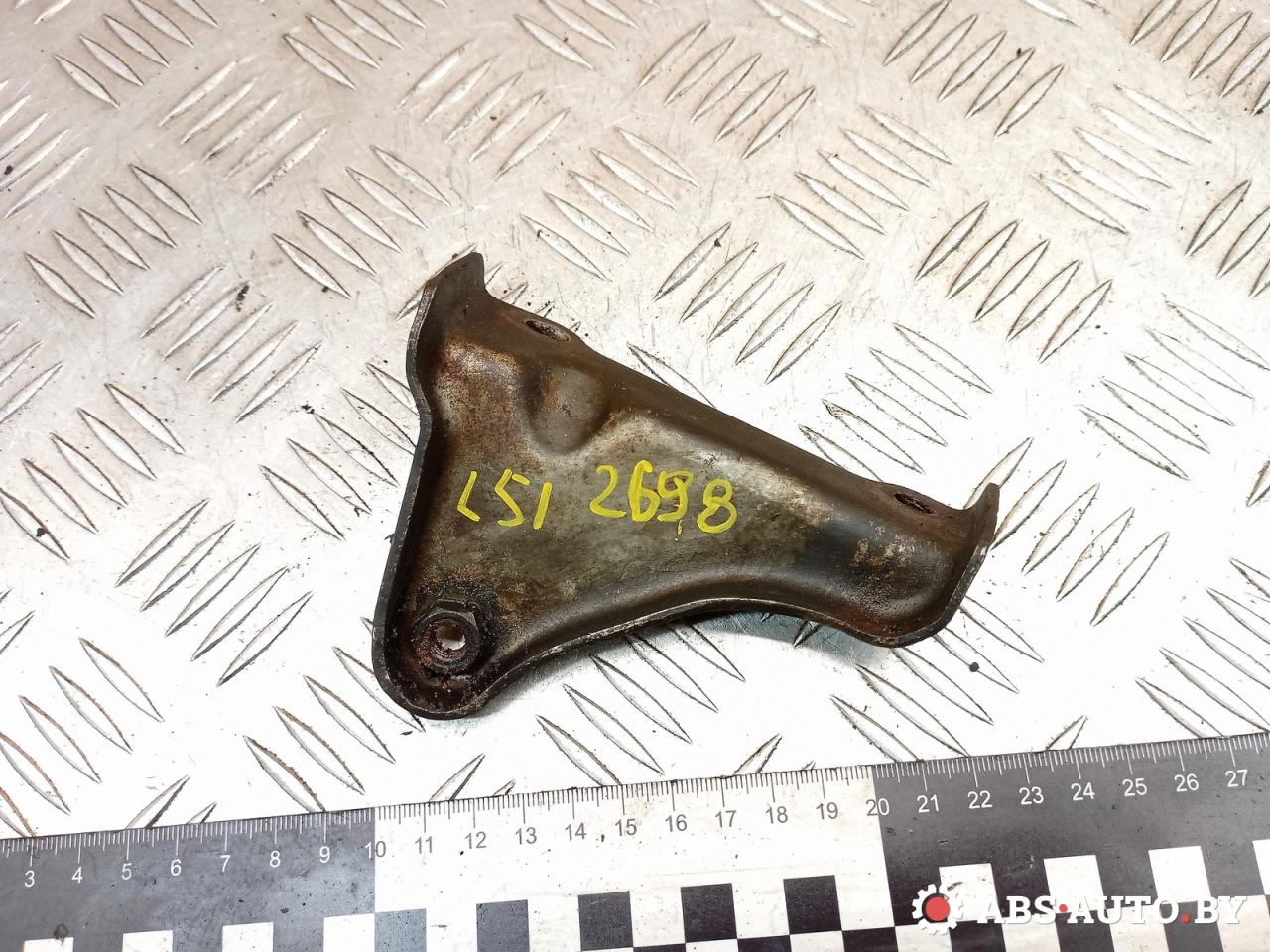 Кронштейн (крепление) выпускного коллектора Mercedes-Benz S-Класс W220 2002, 3.2 л., дизель, АКПП, седан, A2104928041 - фото №1