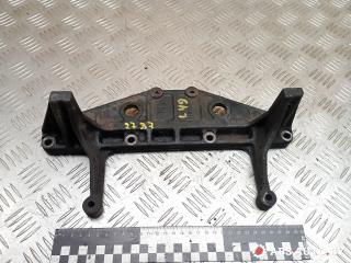кронштейн (крепление) Mitsubishi Pajero 3 поколение [рестайлинг] 2004, 3.2 л., 4M41, дизель, АКПП, a69d, ME203716