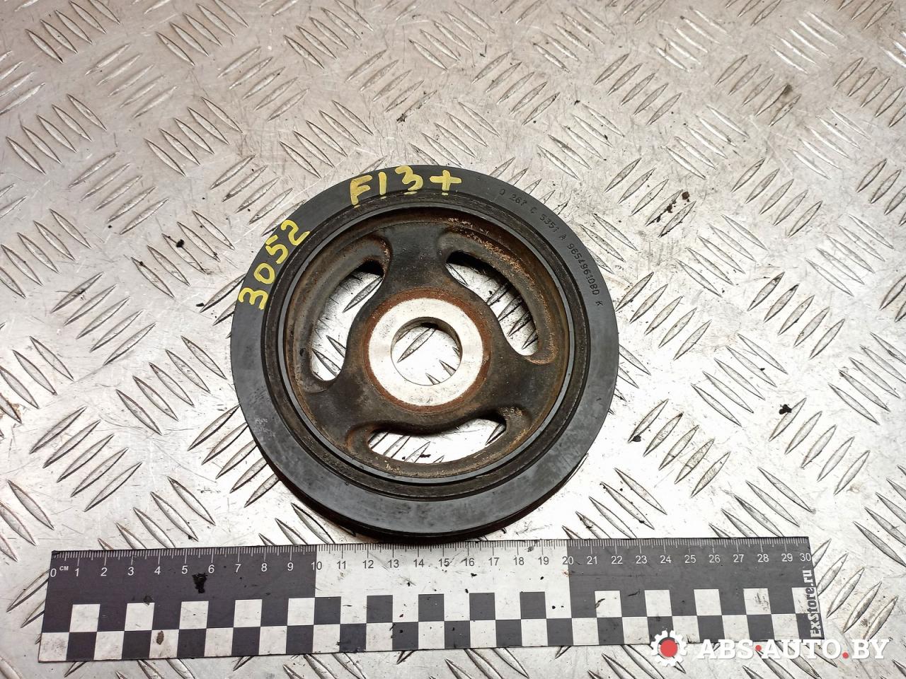 шкив коленвала Peugeot 308 T7 2010, 1.6 л., 9HY (DV6TED4), дизель, МКПП, черный, хетчбэк 5 дв., 9654961080, 1690296, AV6Q6B319AA, 544010410, 544010420, GPZ1097DZ, GPZ1097VD, Y66211401, 3558000, 3642473, 0515T3, 1261069K00000, 31330083 - фото №1