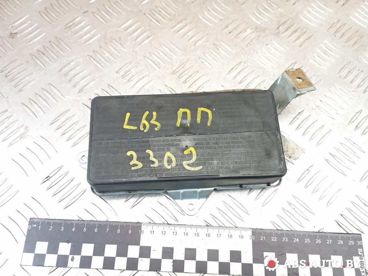 подушка безопасности дверная Mercedes-Benz A W168 1 поколение (1997-2001) 2001, 1.4 л., бензин, АКПП, хетчбэк 5 дв., A1688600205, 1688600205 - фото №1