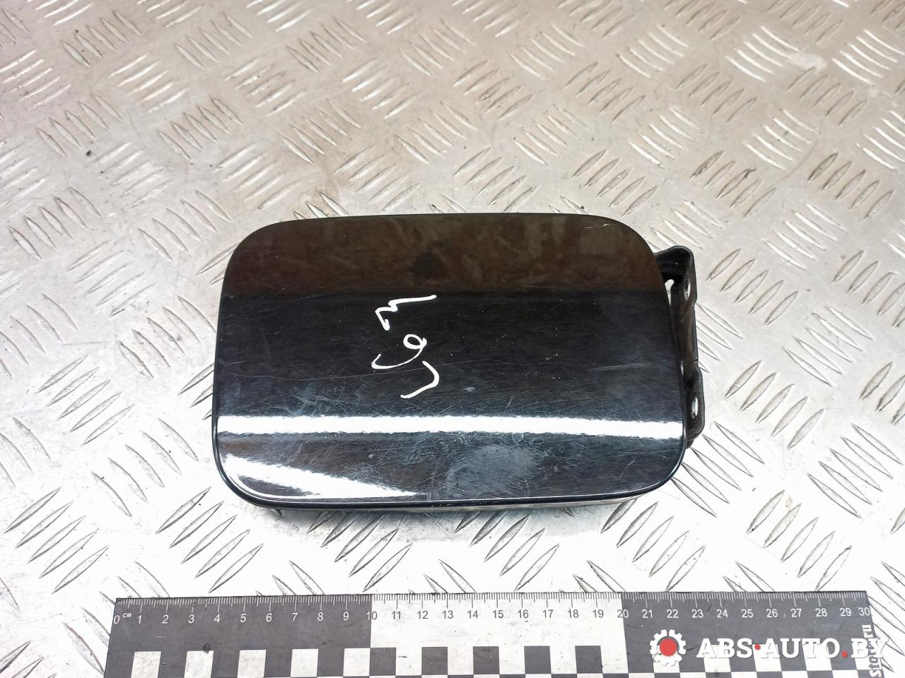 лючок топливного бака Mercedes-Benz A W168 1 поколение (1997-2001) 2001, 1.4 л., бензин, АКПП, хетчбэк 5 дв., A1685940239 - фото №1