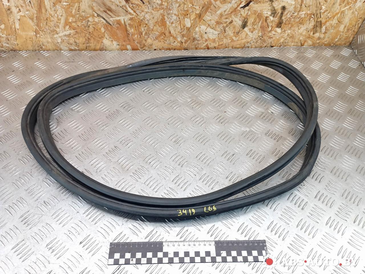 уплотнитель двери Mercedes-Benz A W168 1 поколение (1997-2001) 2000, 1.7 л., дизель, МКПП, A1686920176 - фото №1