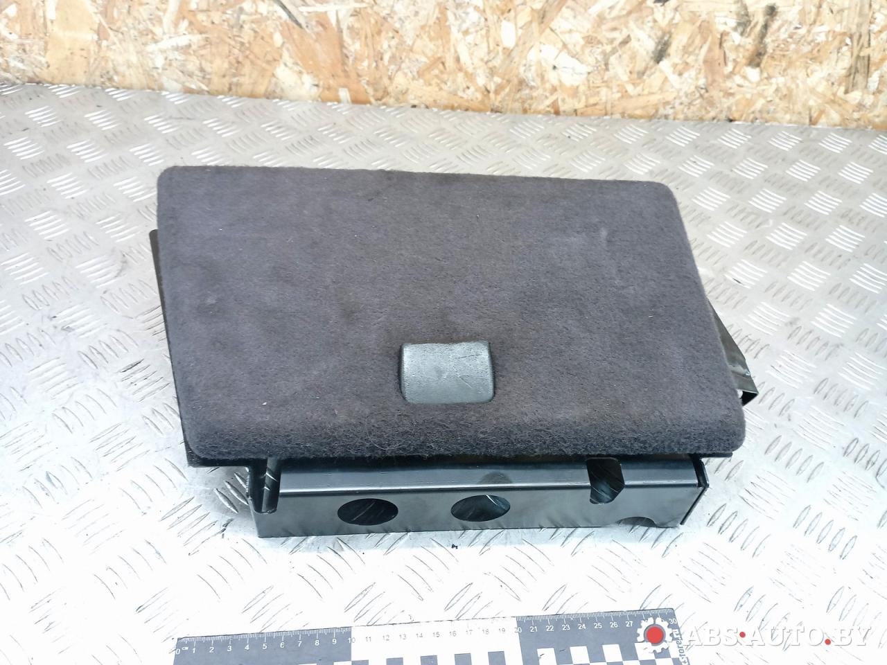 обшивка салона Mercedes-Benz A W168 1 поколение (1997-2001) 2000, 1.7 л., дизель, МКПП, A1686901930 - фото №1