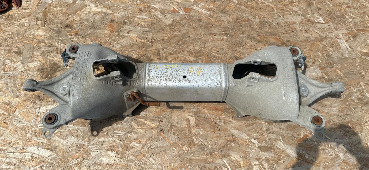 балка подвески задняя Citroen C5 2 поколение 2011, 1.6 л., дизель, АКПП, универсал - фото №1