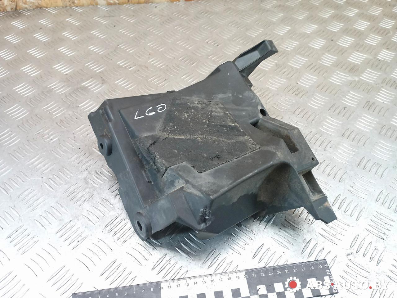 короб предохранителей Renault Scenic 2 поколение 2005, 1.9 л., дизель, МКПП, минивэн, P801038917402, 801038917402 - фото №1