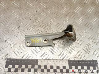 петля капота правая Mitsubishi Pajero 3 поколение [рестайлинг] 2004, 3.2 л., 4M41, дизель, АКПП, a69d