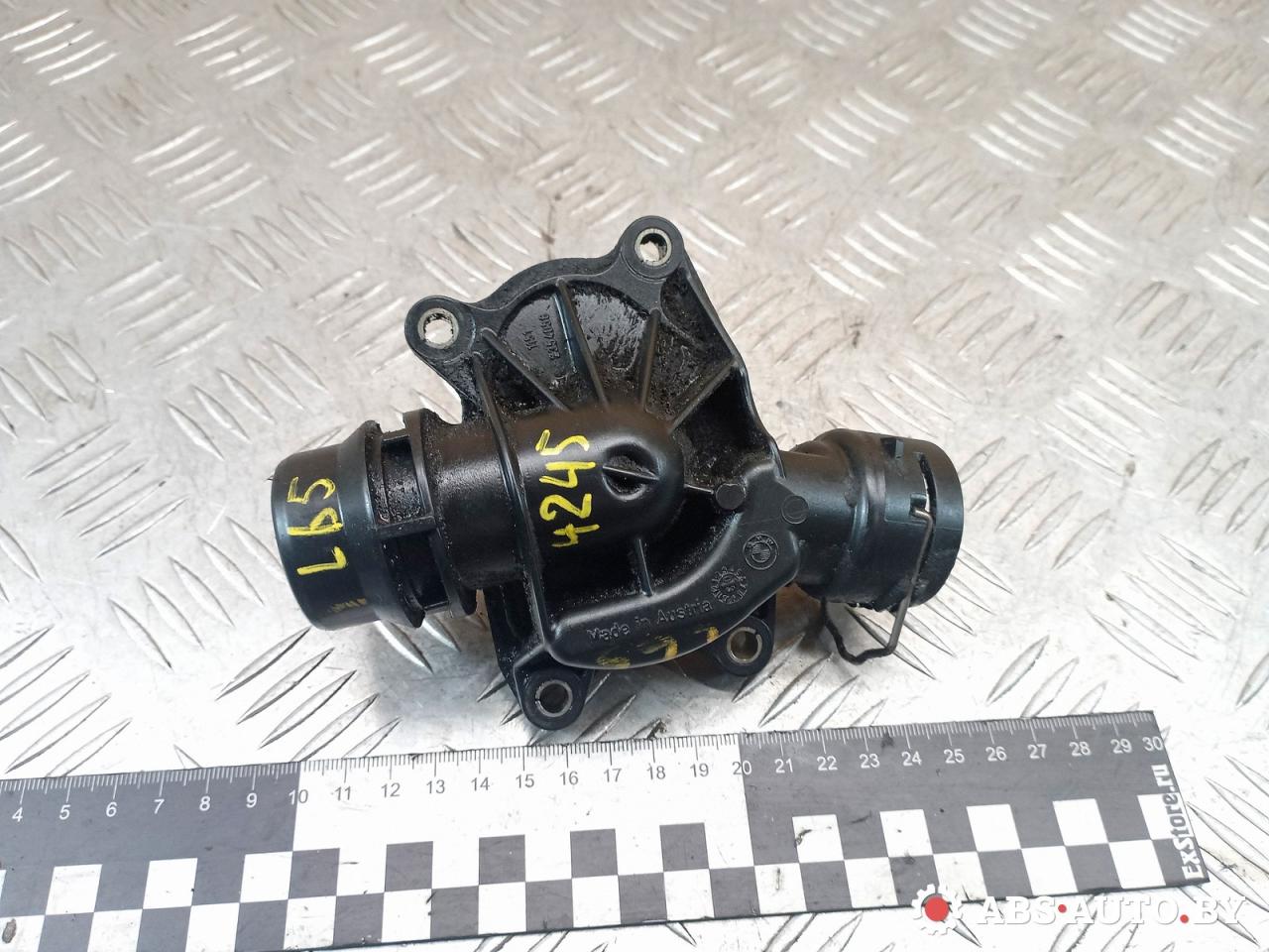 корпус термостата BMW 5 серия E39 1999, 3.0 л., M57 D30 (306D1), дизель, АКПП, 11512354056 - фото №1