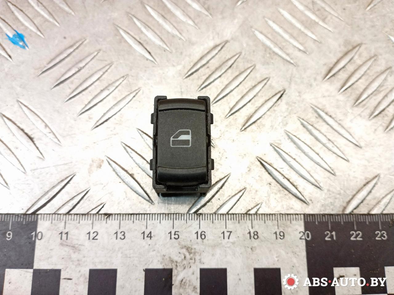 кнопка стеклоподъемника двери Volkswagen Golf 4 поколение 2002, 3B0959855B - фото №1