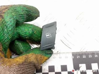 кнопка стеклоподъемника двери Skoda Octavia 2 поколение (A5) [рестайлинг] 2008, 1Z0959855