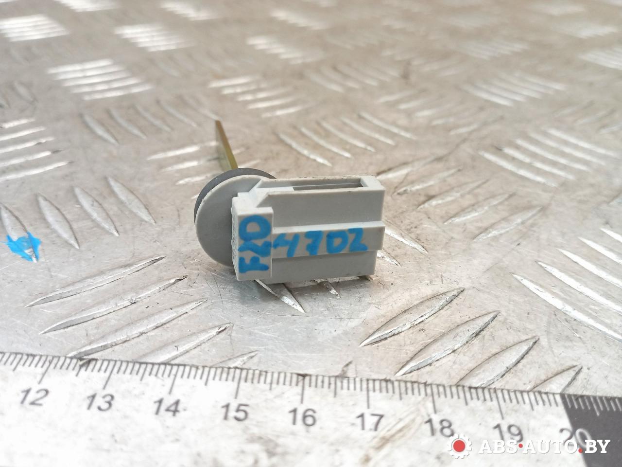 датчик температуры Mercedes-Benz M-Класс W164 2008, 3.0 л., OM642 DE30LA, дизель, АКПП, хетчбэк 5 дв., A1638300272, 1638300272 - фото №1