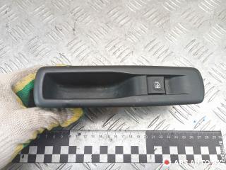 кнопка стеклоподъемника двери задней правой Renault Scenic 3 поколение 2010, 1.5 л., K9K 832, дизель, МКПП, 829500004R