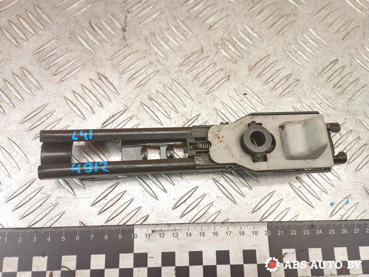 механизм регулировки высоты ремня безопасности Citroen C3 1 поколение 2006, 1.6 л., бензин, АКПП, хетчбэк 5 дв., 33016525A - фото №1