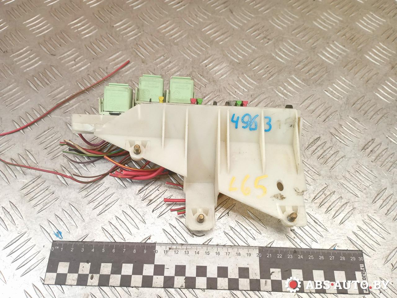 блок предохранителей BMW 5 серия E39 1999, 3.0 л., M57 D30 (306D1), дизель, АКПП, 8371884 - фото №1