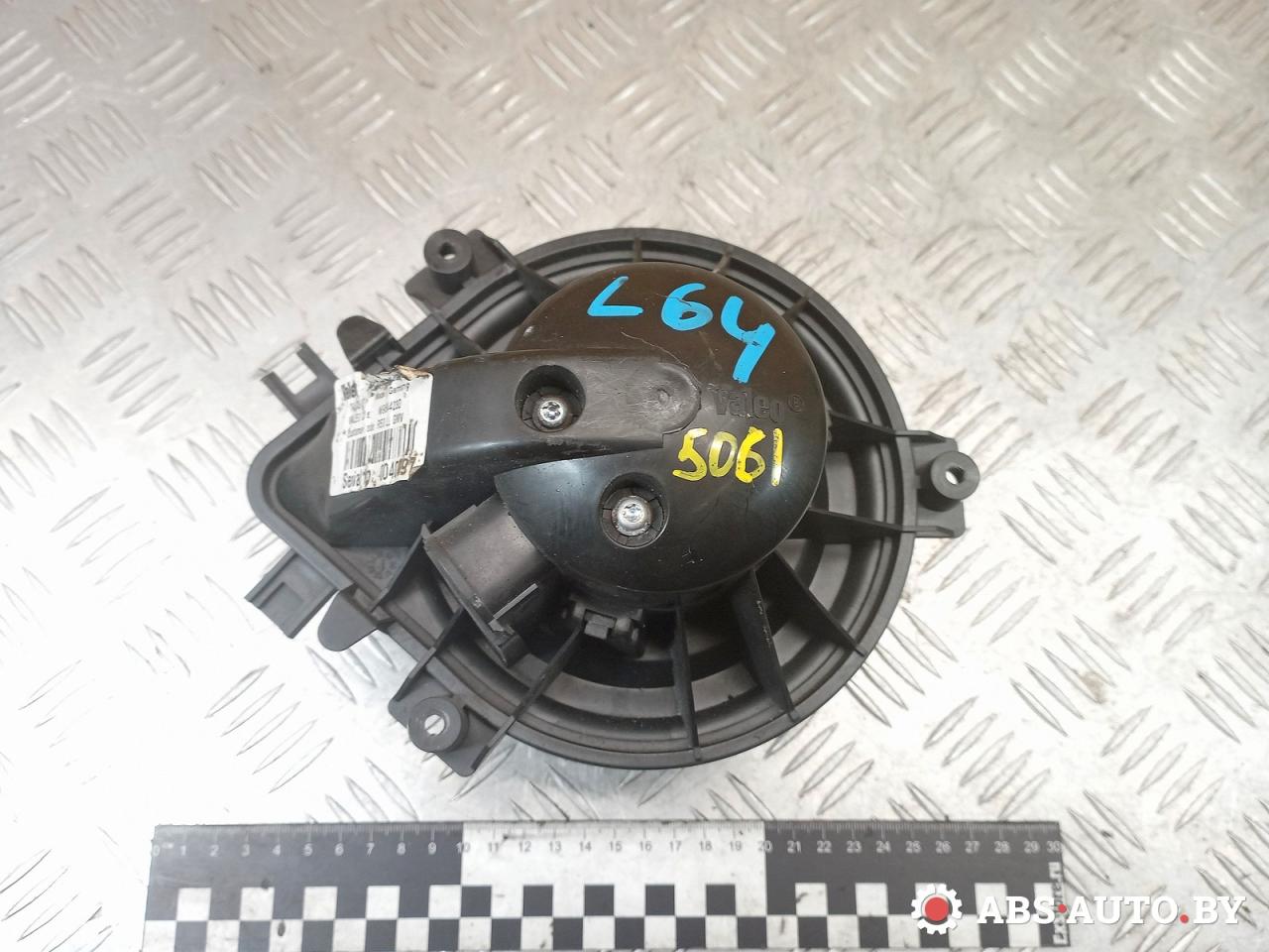 моторчик печки Mini Cooper 1 поколение 2003, 1.6 л., W10 B16 A, бензин, МКПП, W964423D, W9642927, DUW9642927 - фото №1