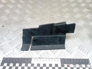 воздуховод (дефлектор) радиатора Renault Scenic 2 поколение 2005, 1.5 л., дизель, МКПП, передний привод, 8200188776