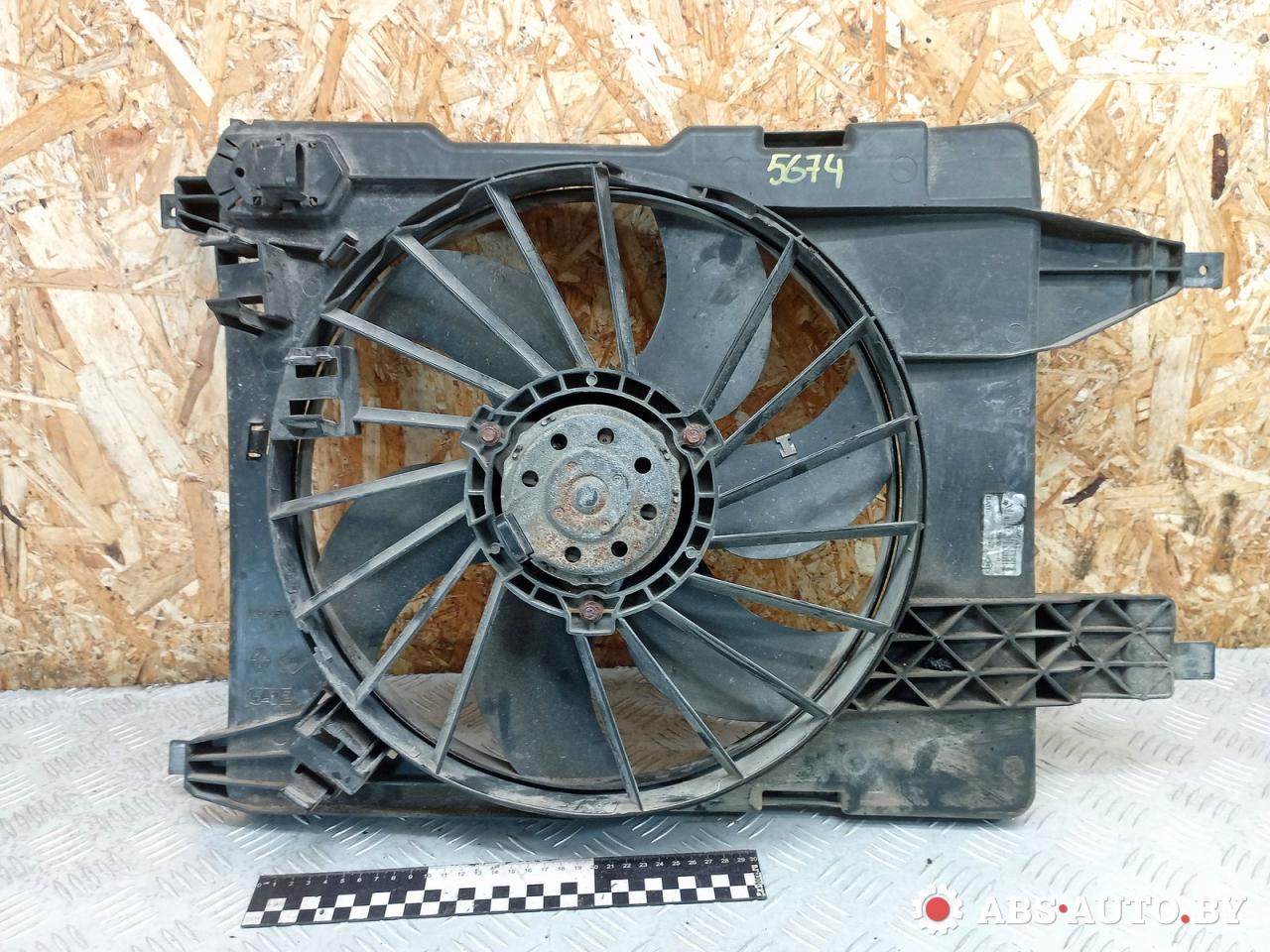 вентилятор радиатора Renault Scenic 2 поколение 2005, 1.5 л., дизель, МКПП, передний привод, 8240357, 8200151465, 5020232 - фото №1