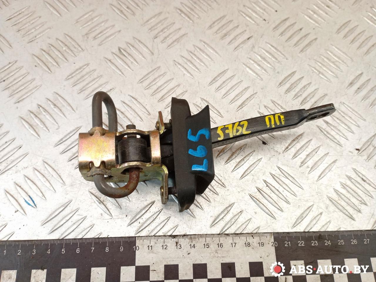 ограничитель открывания двери BMW 5 серия E39 1999, 3.0 л., M57 D30 (306D1), дизель, АКПП, 51218193447 - фото №1