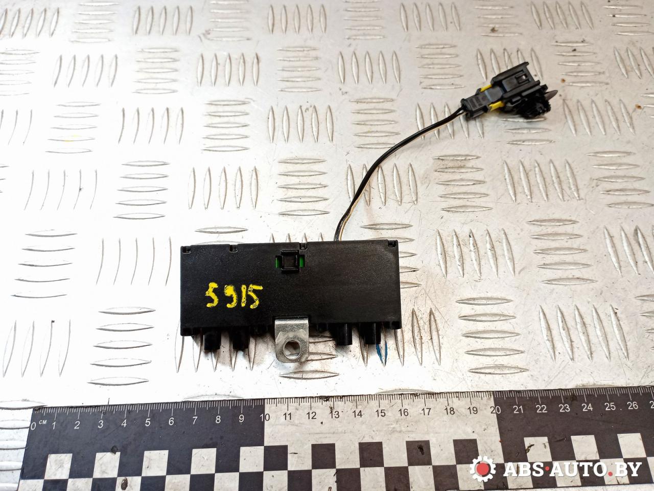 усилитель антенны Peugeot 407 1 поколение 2006, 2.0 л., RFN (EW10J4), бензин, универсал, 9654390480, 9654390480C, MAG41157803D - фото №1