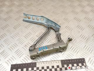 петля капота правая Skoda Fabia 2 поколение (5J) 2009, 5J0823302